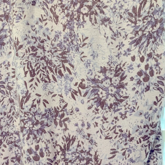 Sleeveless blouse - Picture 4 of 4